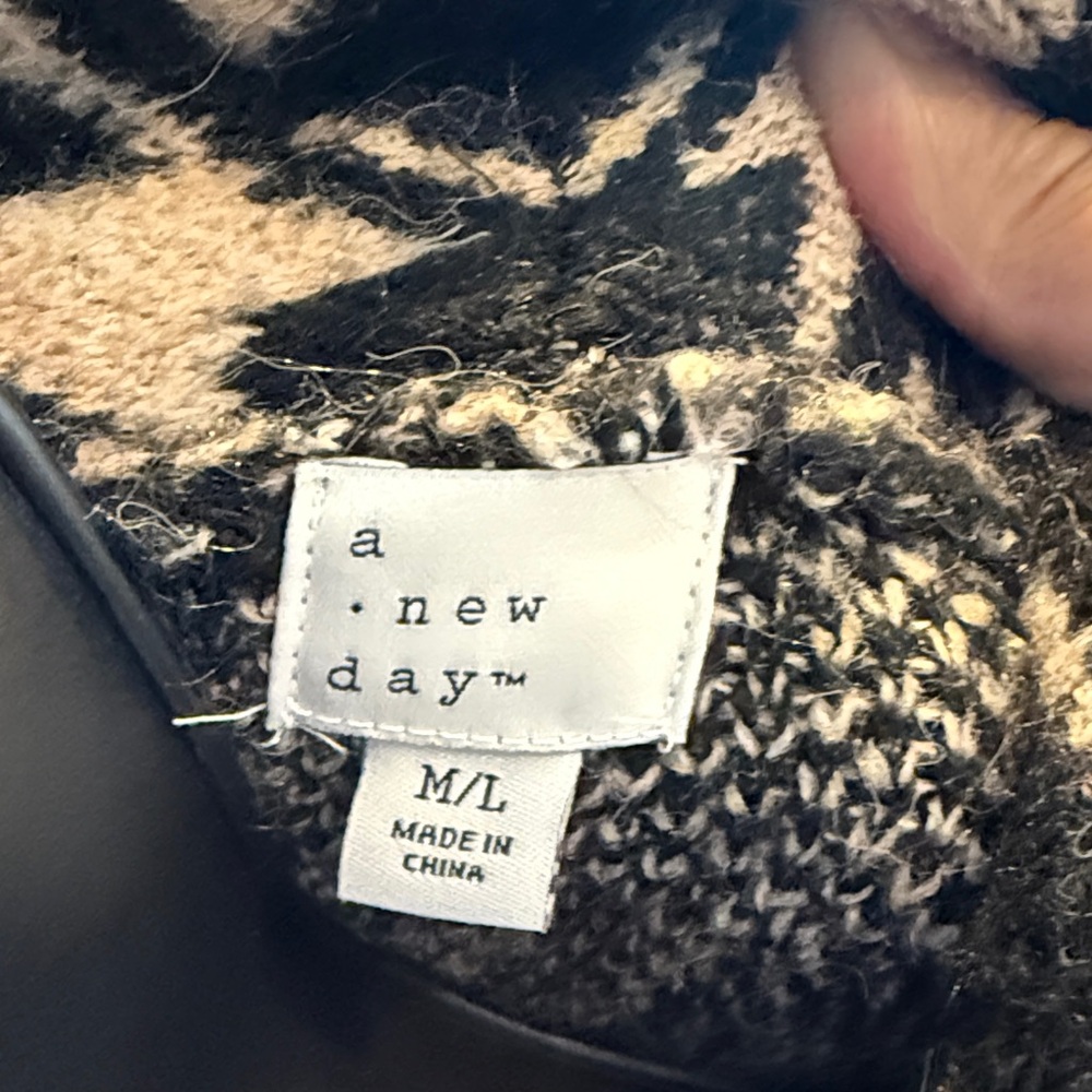 A New Day Black and Cream Patterned Coat - Picture 2 of 4